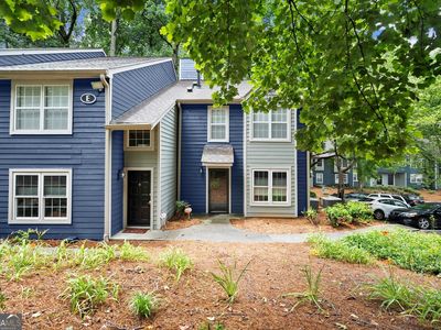 1384 N Crossing Dr NE