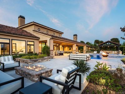 3043 Via Montevina
