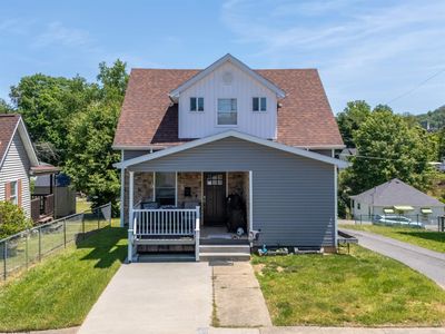201 Cochran St