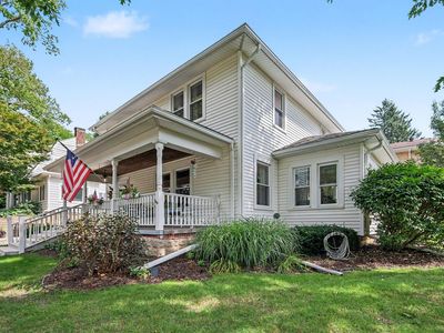 328 Rich St