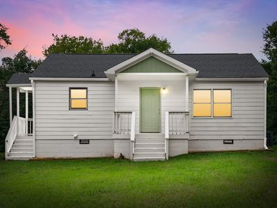 914 W Happy Hollow Dr