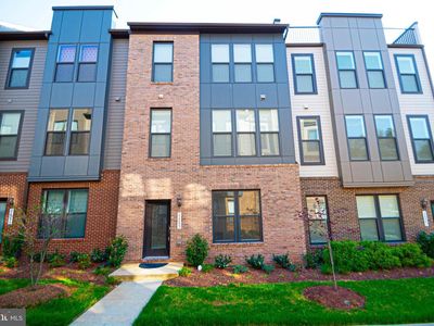 2453 Liberty Loop