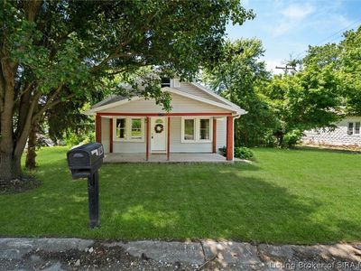 123 E Main Street