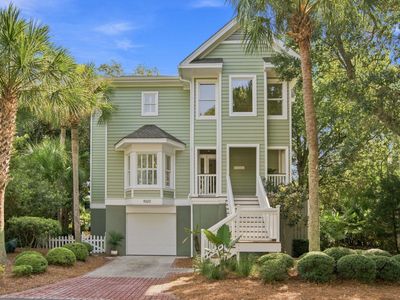 5823 Back Bay Dr