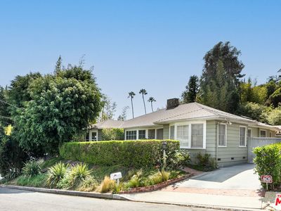 1545 N Doheny Dr