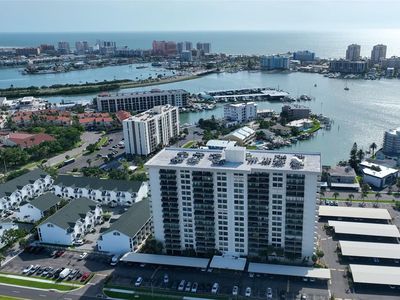 400 Island Way APT 1004