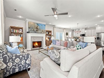 4460 W Bronco Dr