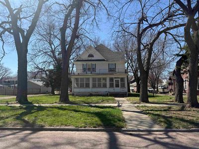 22 N Yale St
