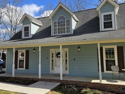 157 Ashlin Ridge Dr NE