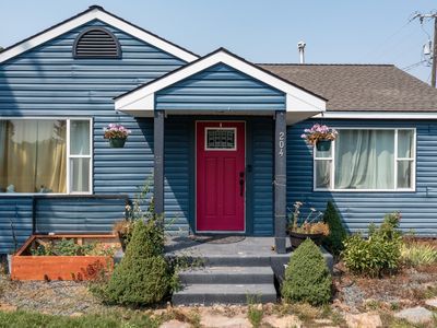 204 South Ave