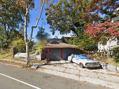 2360 Beach Channel Drive