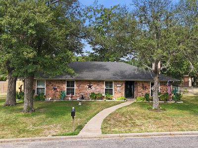 3016 Arapaho Rd