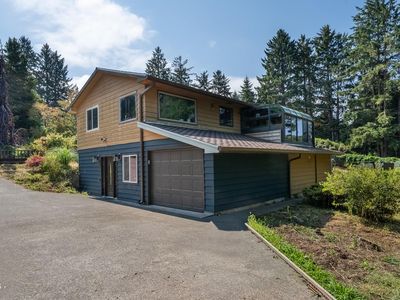 2775 Champagne Ln