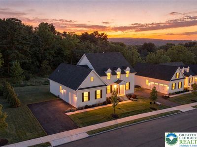 4421 Stonebridge Dr
