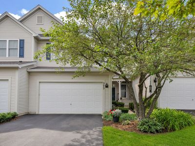 323 Fairmont Ct
