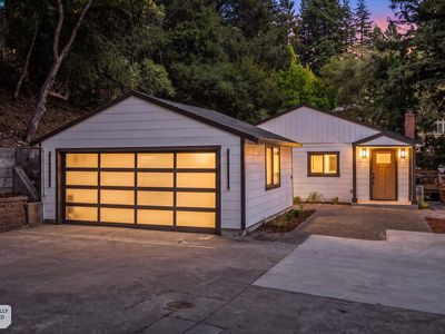 50 Overhill Rd