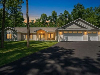 2642 Winter Creek Ct SW