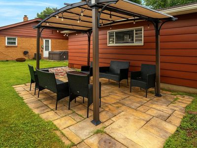 2822 James BOULEVARD