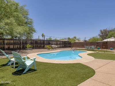 4341 W Rae Cir