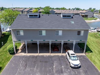 6256 N Harris Harbor Dr