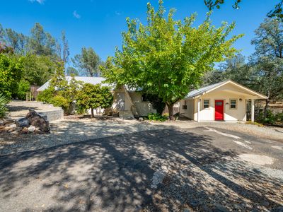 9047 Chaparral Dr