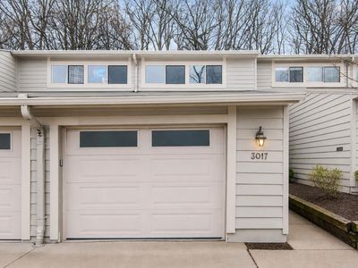 Property at 3017 Lakehaven Ct, Ann Arbor, MI