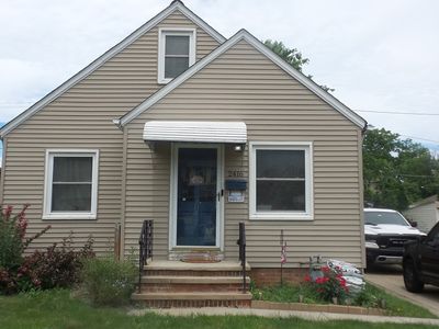 2416 Tuxedo Ave