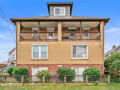 469 Grant Ave