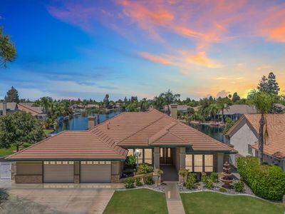 5105 Southshore Dr