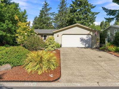 607 Glenbrook Cir