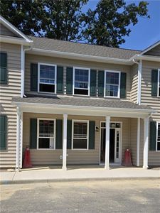 203 Patriots Village Ct