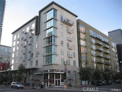 645 W 9th St APT 618