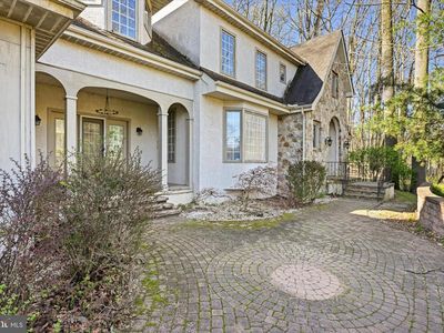 2 Timber Mill Ln