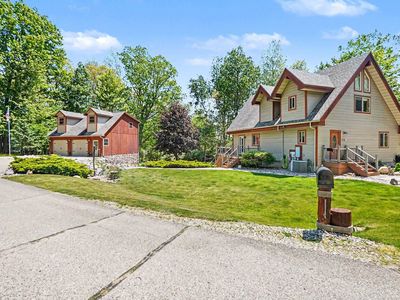 2000 Granada Ct