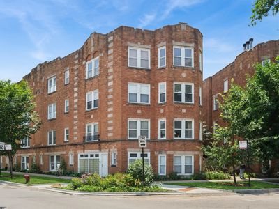 2917 W Leland Ave APT G