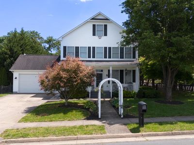 8411 Eldorado Dr