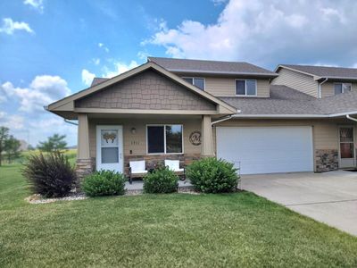 Property at 1711 Nicklaus Dr, Aberdeen, SD