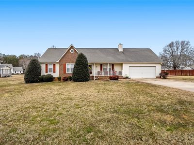 223 Springside Cir