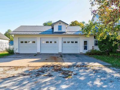 Property at 300 E Linn St, Lone Tree, IA