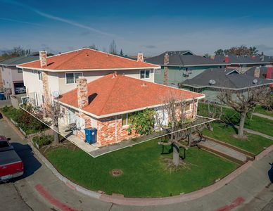 100 Nedra Ct