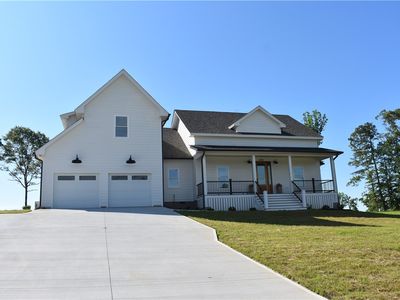 450 Falcons Lair West Dr