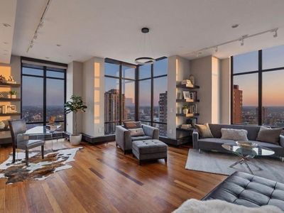 201 S 11th St Unit 2100