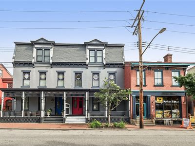 928 Western Ave