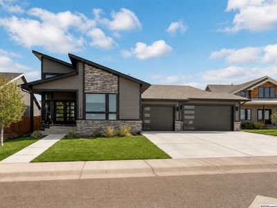 2725 Nighthawk Dr