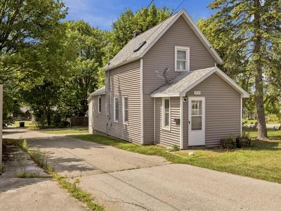 419 N 7th Pl