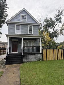 1837 W 104th St