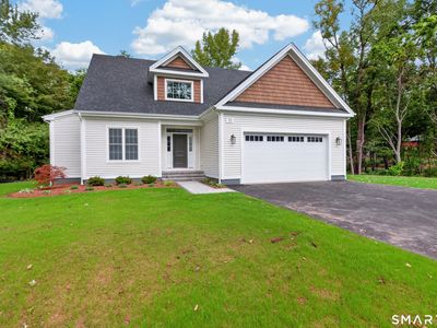 10 Maple Avenue
