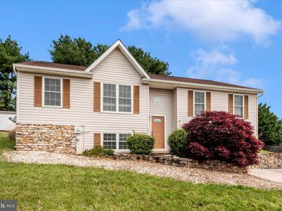 Property at 127 Sunhigh Dr, Thurmont, MD