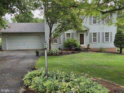 7 Cardinal Dr