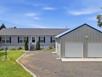 1230 Horse Point Rd